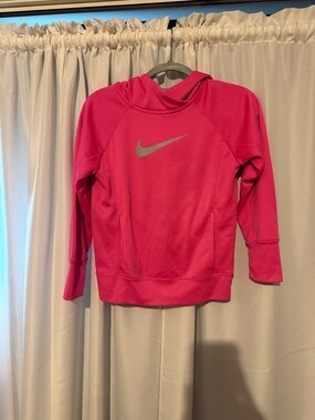 Nike Bright Pink Girls' Dri-FIT Pullover Hoodie with Silver Swoosh PTP 18